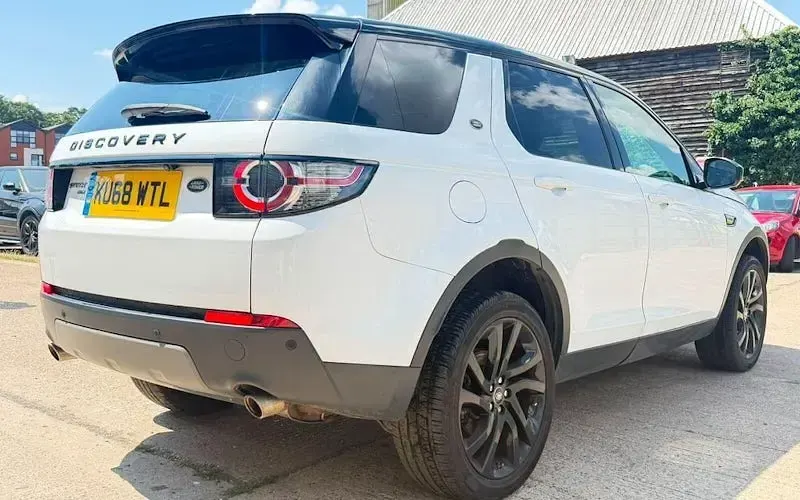 Used Land Rover Discovery 5 HSE 241 HP (177 kW) 2019 SUV