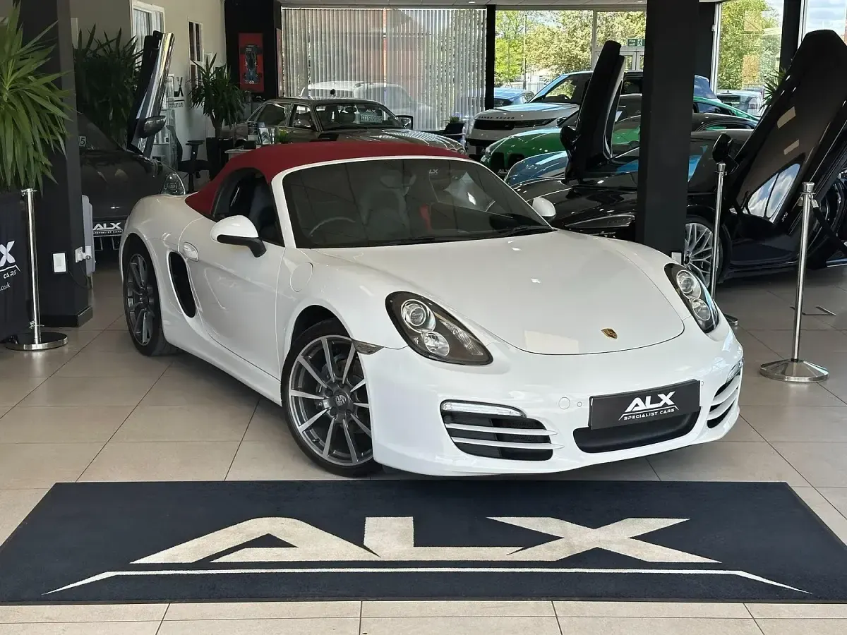 Used Porsche Boxster 265 HP (194 kW) 2012 White Cabriolet