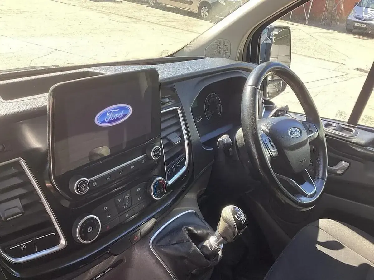 Used Ford Transit Custom Limited 130 HP (95 kW) 2020 Blue Van