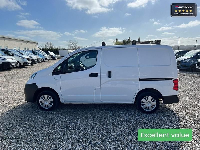 Used Nissan NV200 Acenta 2018 White MPV