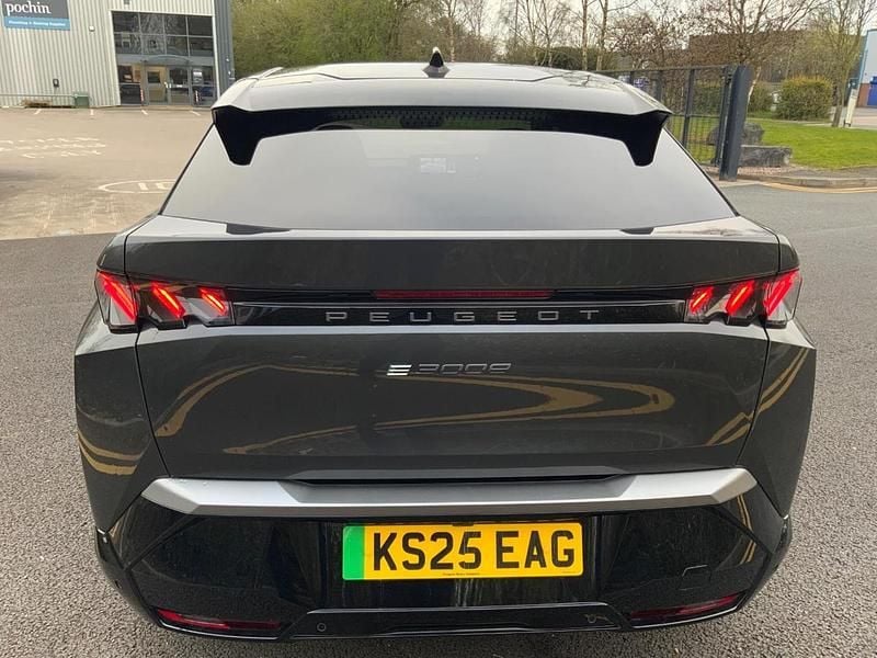 Used Peugeot e-3008 GT 152 kW (207 HP) 2025 Grey SUV