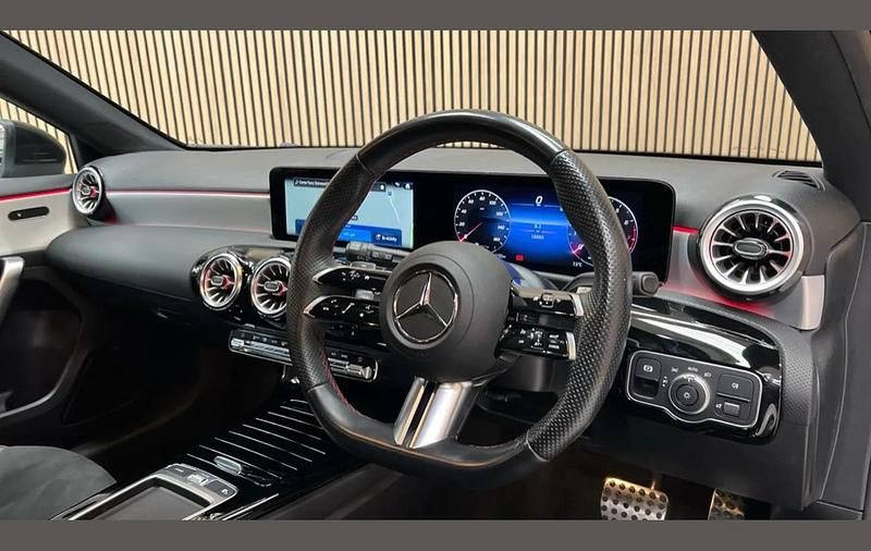 Used Mercedes A180 AMG Line Premium 134 HP (98 kW) 2023 Black Hatchback