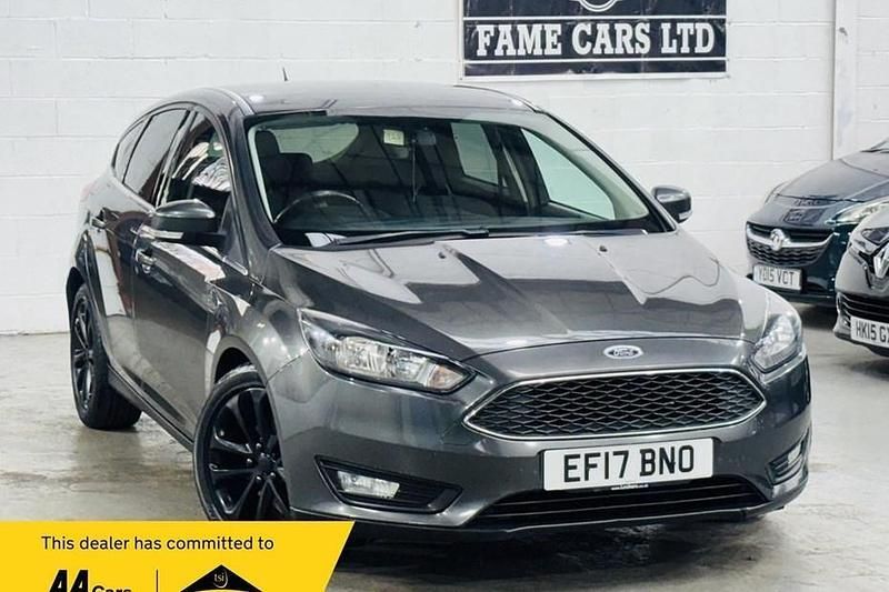 Grey Used 2017 Ford Focus Zetec Hatchback | £6,000 (Good price) - Image 1/1