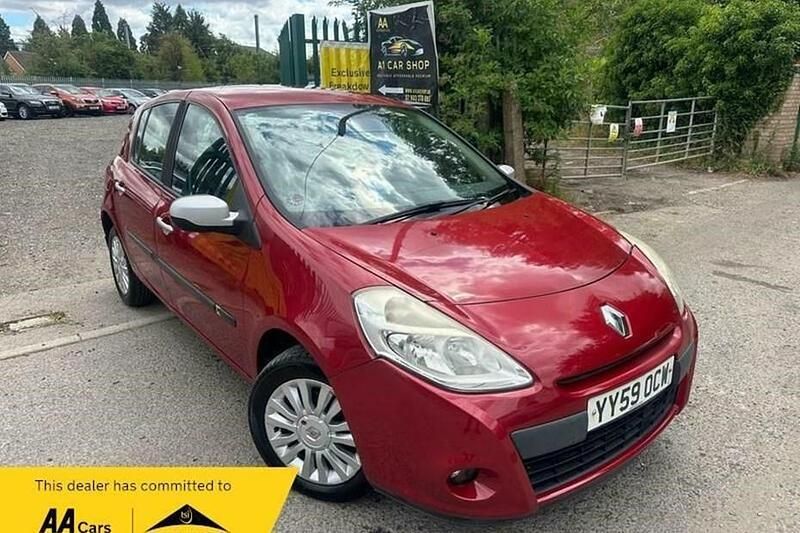 Red Used 2009 Renault Clio II Hatchback | £1,795 (Fair price) - Image 1/1