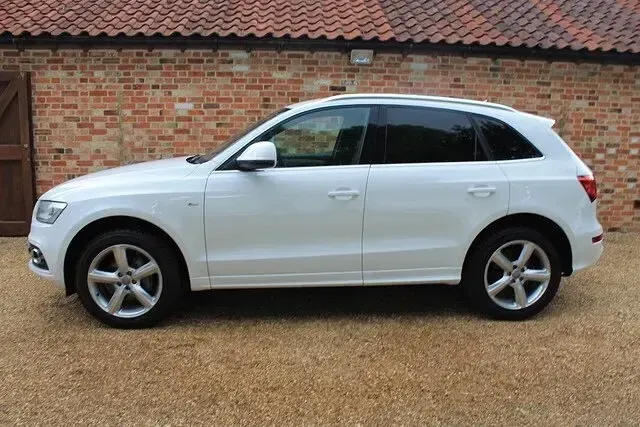 Used Audi Q5 S-Line 2013 White SUV