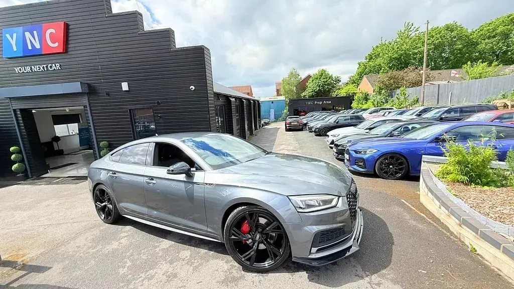 Usado Audi A5 Sportback S-Line 252 CV (185 kW) 2018 Gris Utilitario