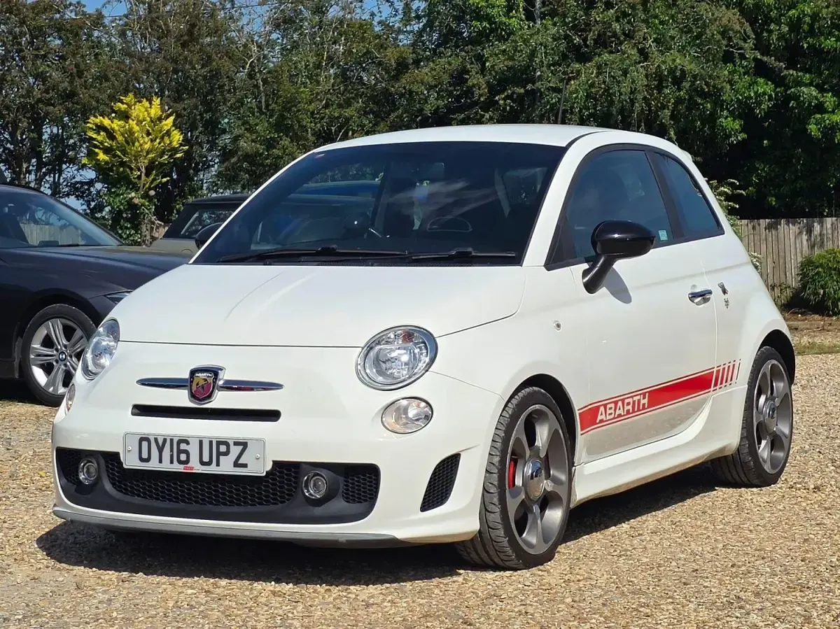 Used Abarth 595 140 HP (102 kW) 2016 White Hatchback