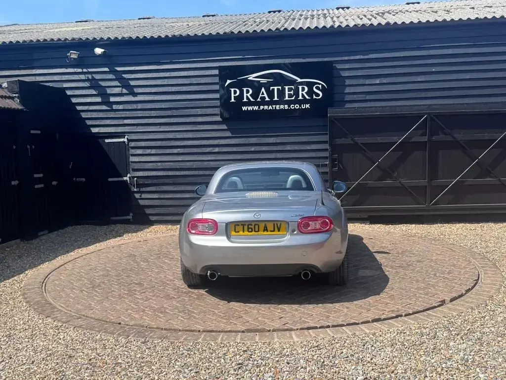 Used Mazda MX5 160 HP (117 kW) 2010 Silver Cabriolet