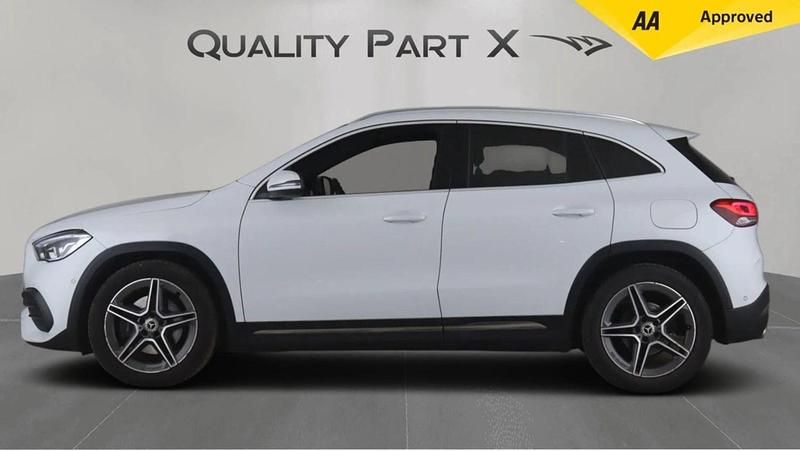 Used Mercedes GLA200 Executive 2021 White SUV