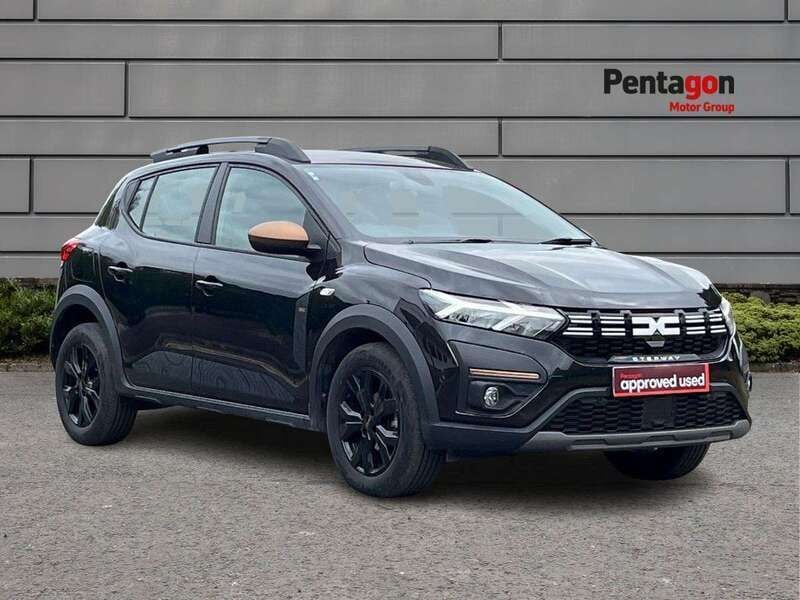 Black Used 2024 Dacia Sandero Extreme Hatchback | £14,194 (Good price) - Image 1/4