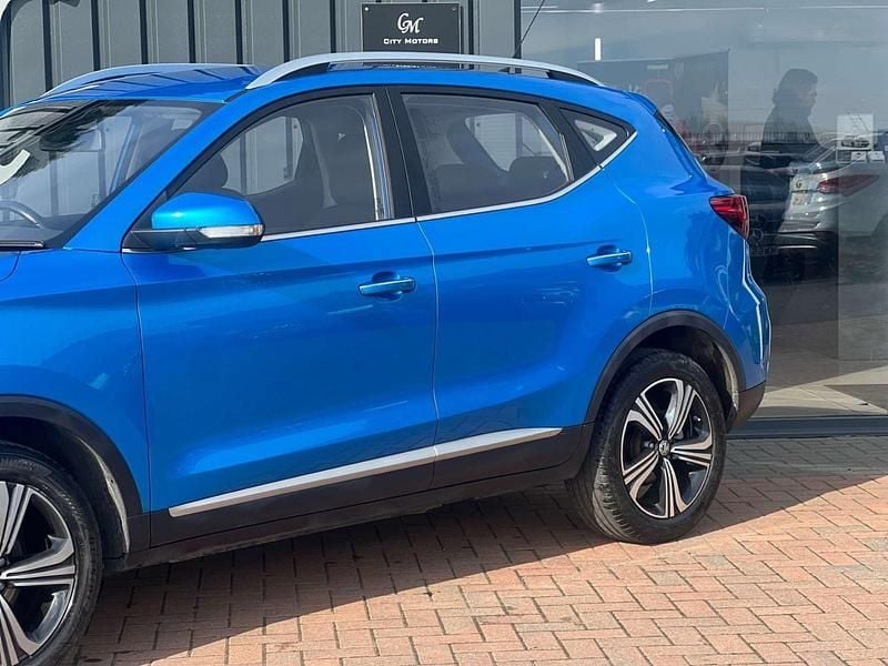 Used MG ZS Excite 106 HP (77 kW) 2022 Blue SUV