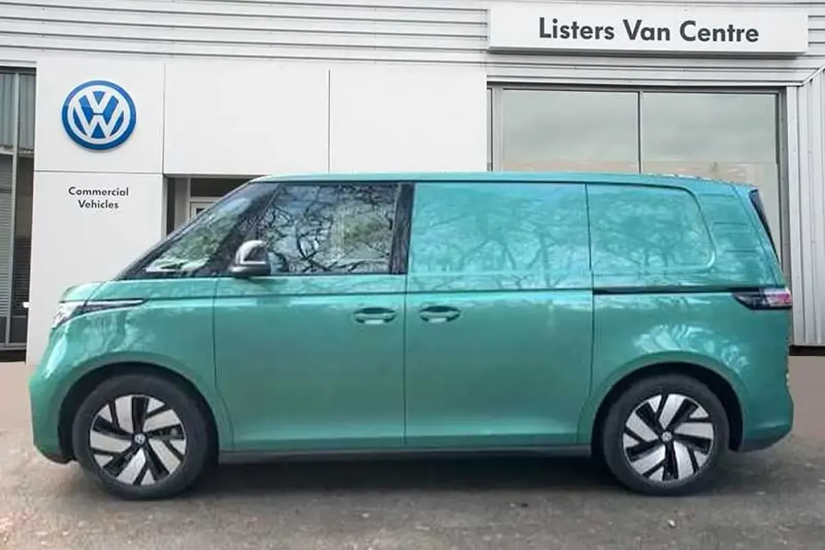 Used VW ID. Buzz 250 kW (340 HP) 2025 Green MPV