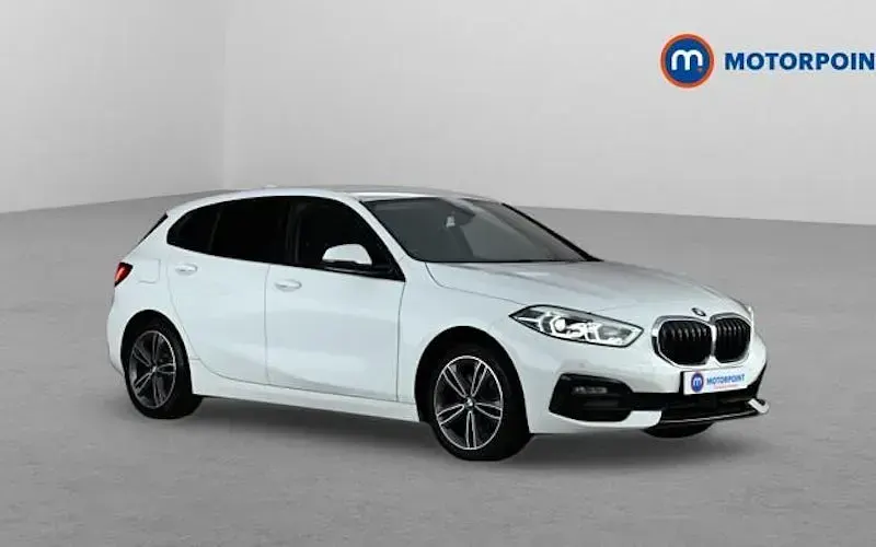 Used BMW 118 Sport Line 136 HP (100 kW) 2024 Hatchback