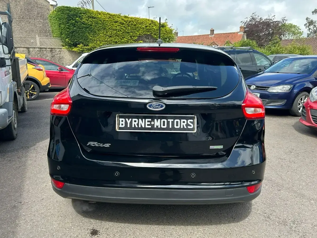 Used Ford Focus Titanium 125 HP (91 kW) 2017 Black Hatchback