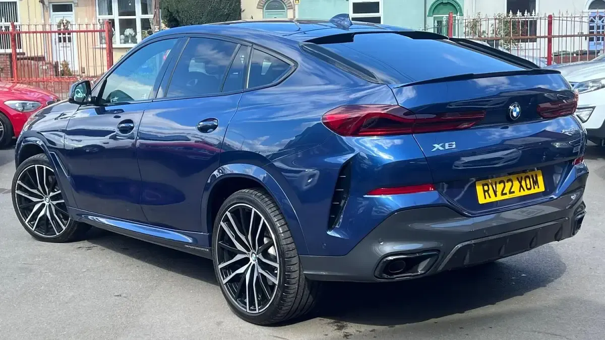Usado BMW X6 M Sport 286 CV (210 kW) 2022 Azul SUV