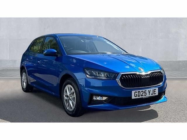 Race blue metallic New 2025 Skoda Fabia SE Hatchback | £16,690 (Good price) - Image 1/4