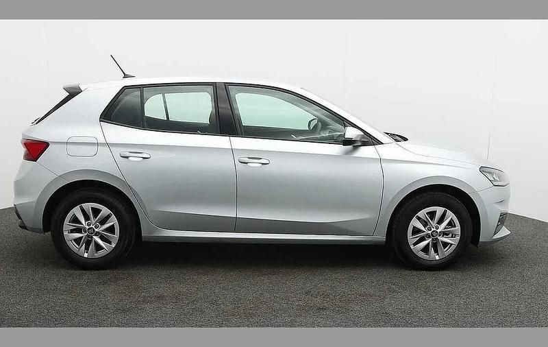 Used Skoda Fabia SE 113 HP (83 kW) 2025 Brilliant silver metallic Hatchback