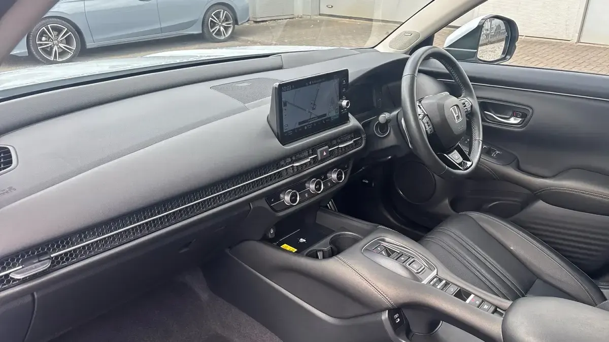 Used Honda ZR-V Advance 184 HP (135 kW) 2023 White SUV