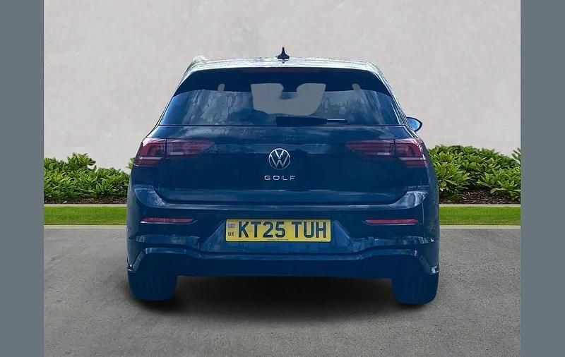 Used VW Golf VIII R-line 150 HP (110 kW) 2025 Black Hatchback