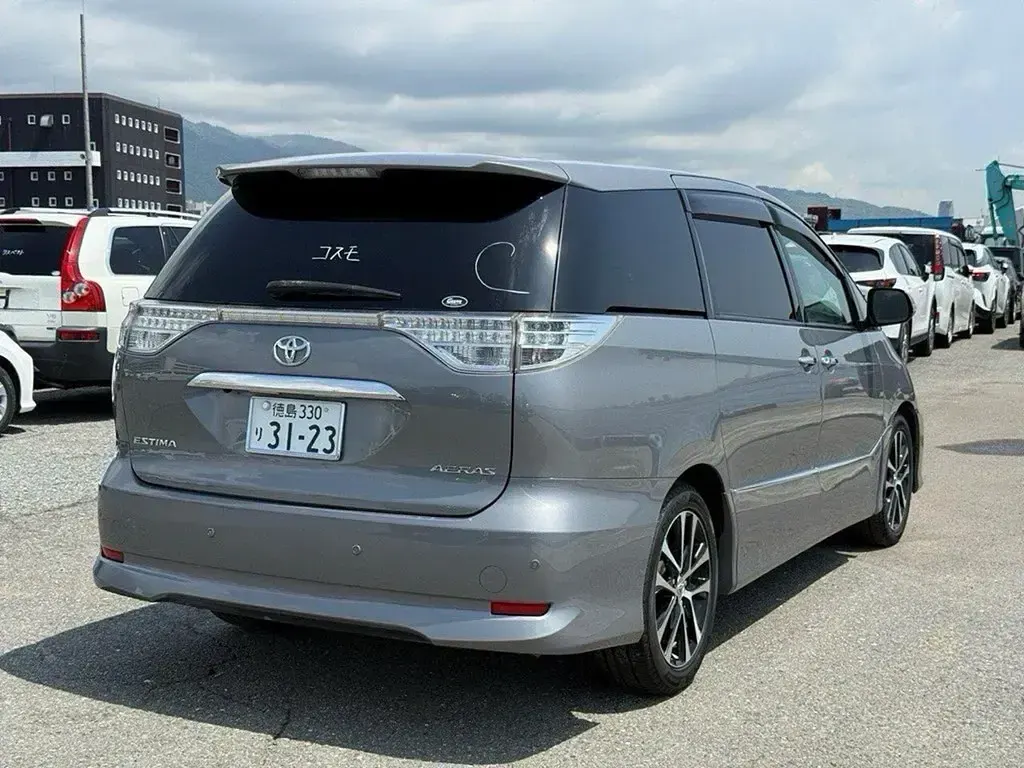 Used Toyota Estima Premium 2009 Black MPV