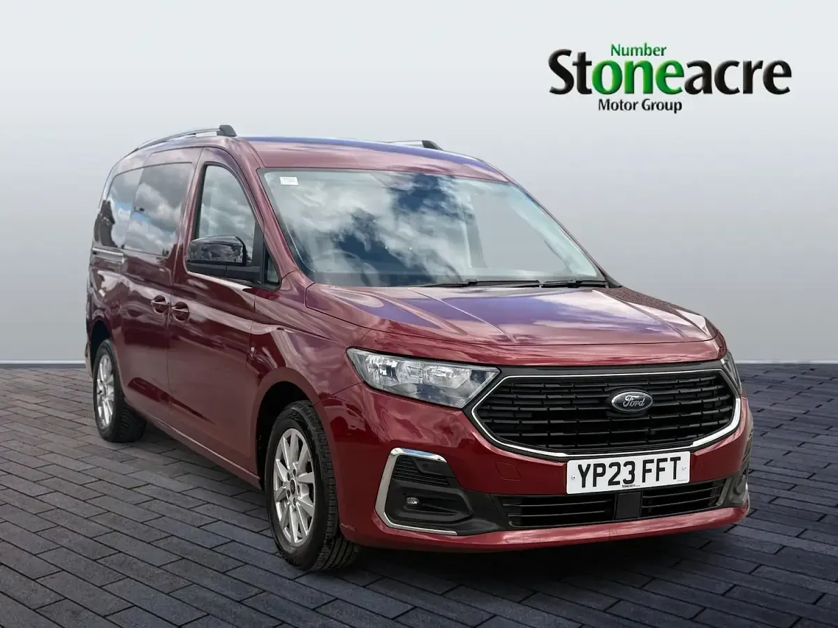 Used Ford Tourneo Connect Titanium 122 HP (89 kW) 2023 MPV