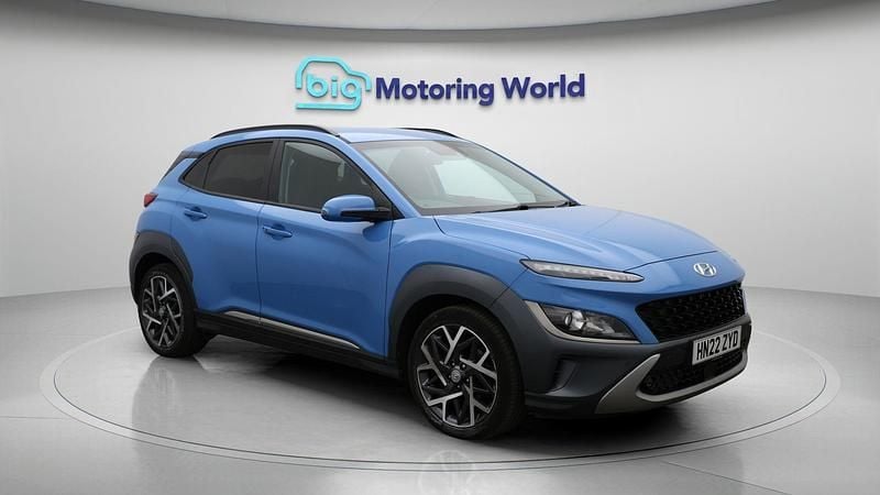 Used 2022 Hyundai Kona Premium SUV | £16,026 (Good price) - Image 1/4