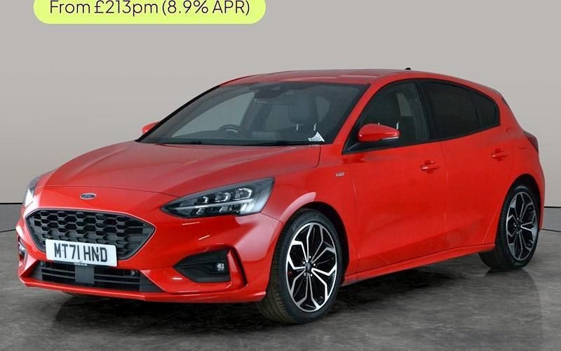 Used Ford Focus ST-Line X 120 HP (88 kW) 2021 Red Hatchback