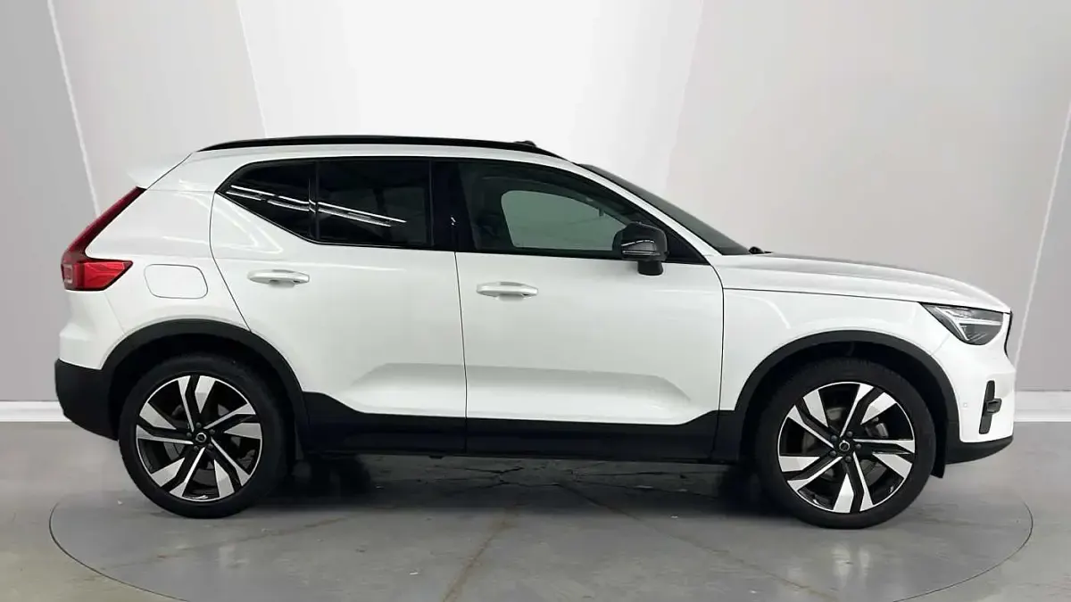 Used Volvo XC40 Ultra 194 HP (142 kW) 2025 SUV