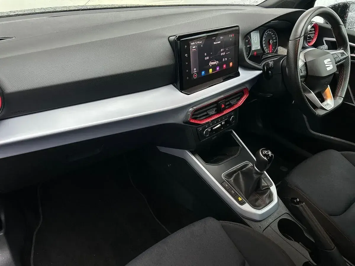 Used Seat Arona FR 110 HP (80 kW) 2022 Blue SUV