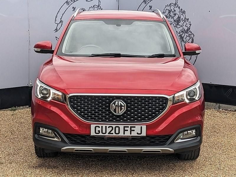 Usado MG ZS Exclusive 111 HP (81 kW) 2020 Vermelho Sedan