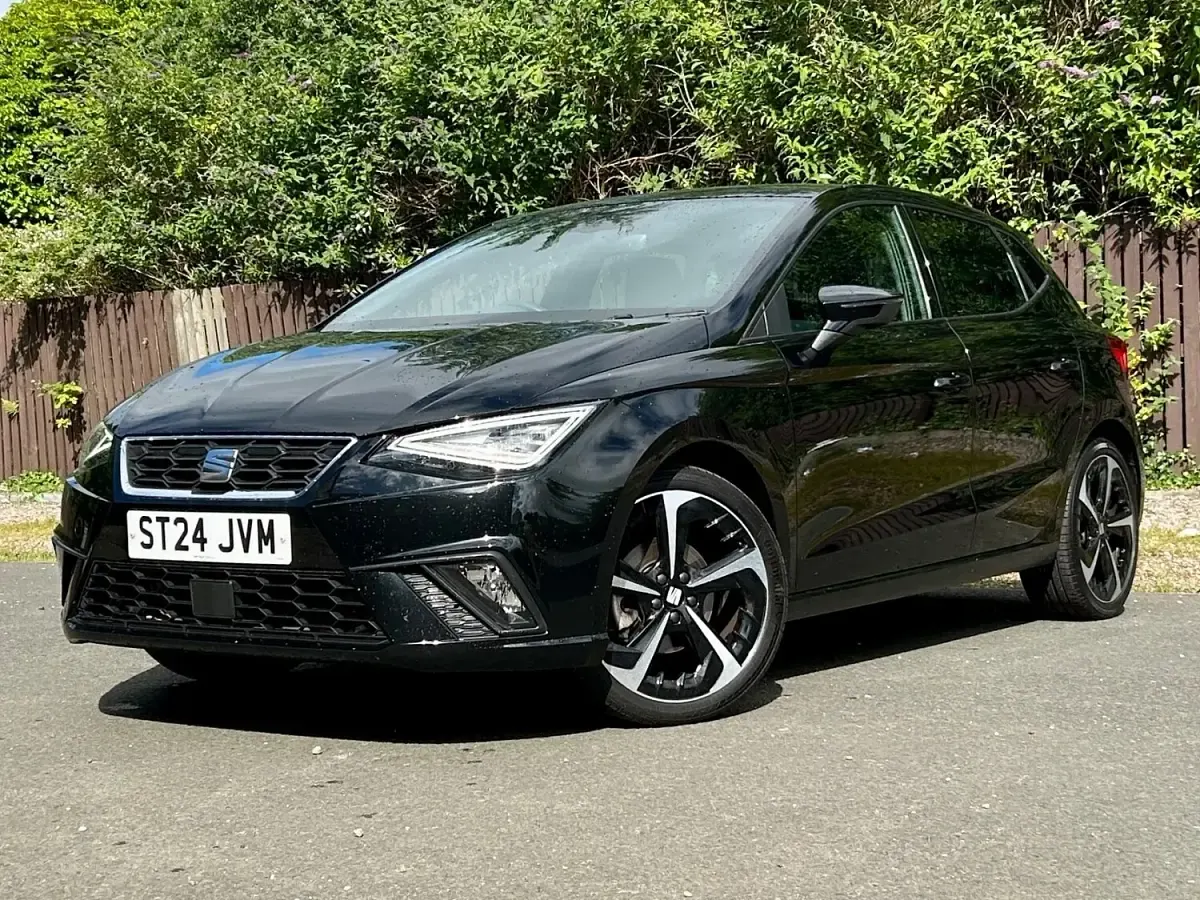 Used Seat Ibiza FR Sport 113 HP (83 kW) 2024 Black Hatchback