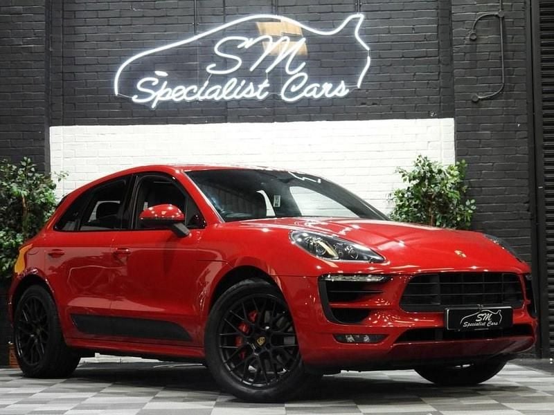 Red Used 2017 Porsche Macan SUV | £25,995 (Good price) - Image 1/4