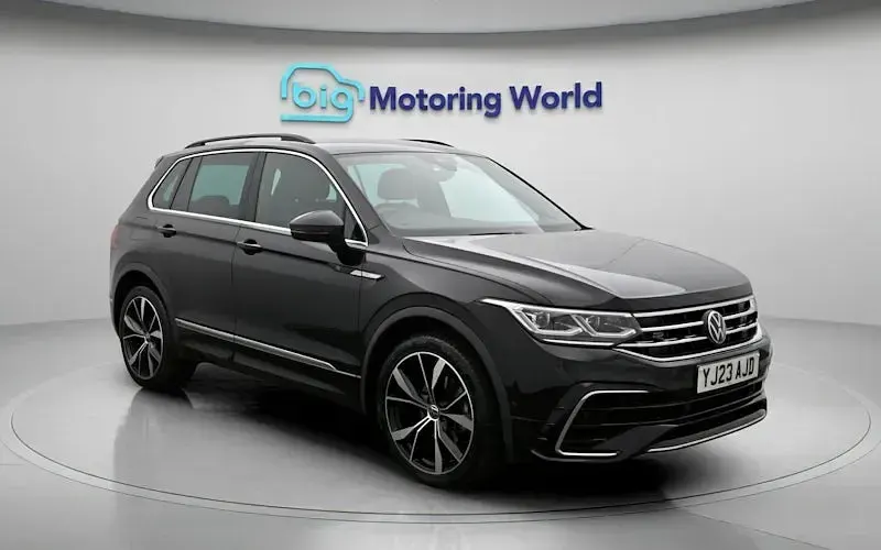 Used VW Tiguan R-line 150 HP (110 kW) 2023 Black SUV