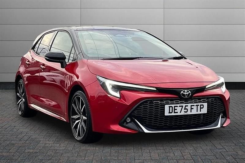 Used Toyota Corolla Sport 178 HP (130 kW) 2025 Scarlet flare with black roof Hatchback