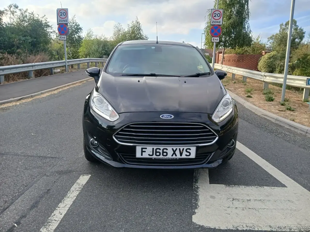 Used Ford Fiesta Titanium 2016 Black Hatchback