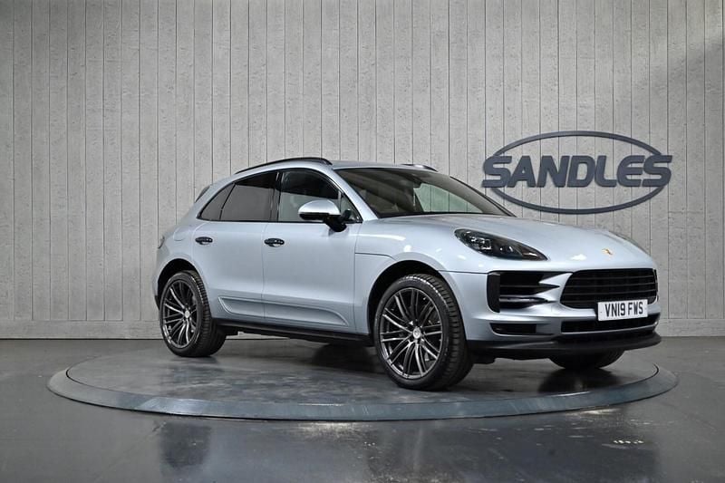 Used Porsche Macan 354 HP (260 kW) 2019 Silver SUV