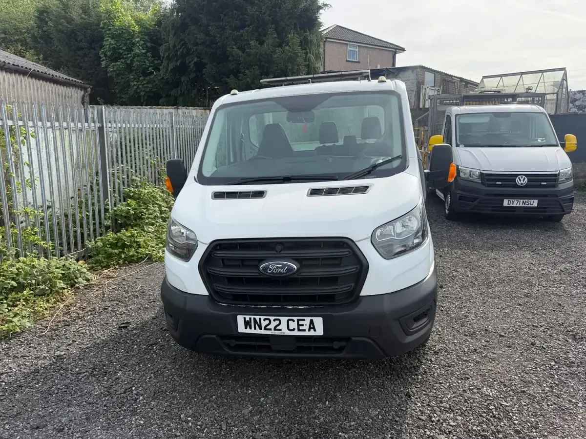 Used Ford Transit 130 HP (95 kW) 2022 White Cabriolet