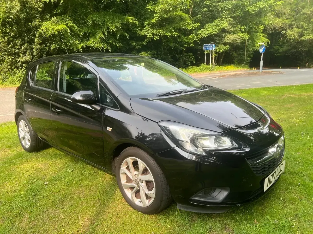 Used Vauxhall Corsa SRi 75 HP (55 kW) 2016 Black Hatchback