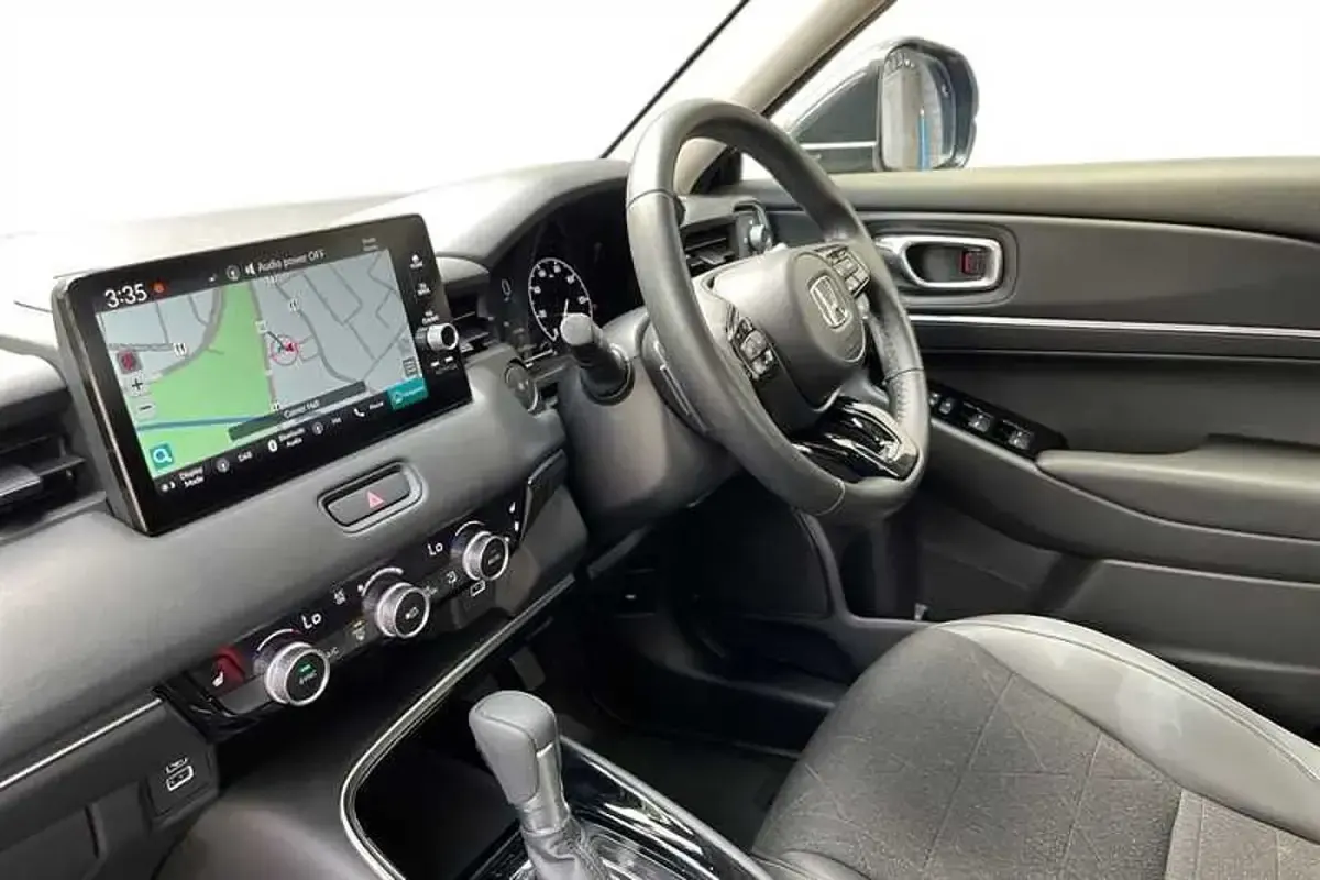 Used Honda HR-V Advance 131 HP (96 kW) 2024 Grey SUV