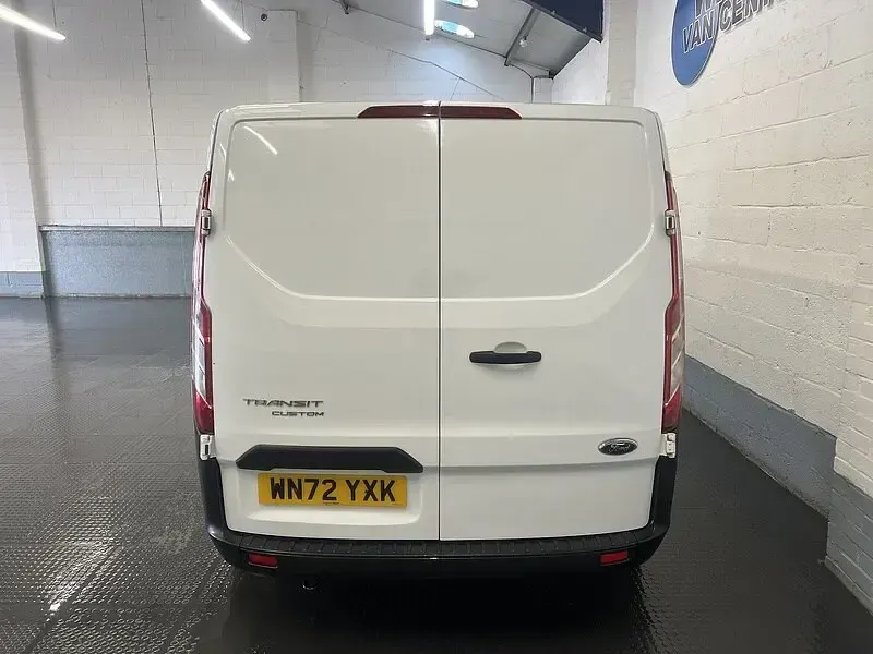 Usado Ford Transit Custom S 105 CV (77 kW) 2022 Blanco Van