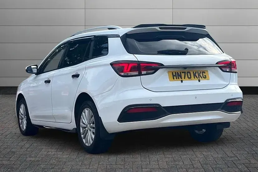 Used MG MG5 EV Exclusive 114 kW (156 HP) 2021 White Estate