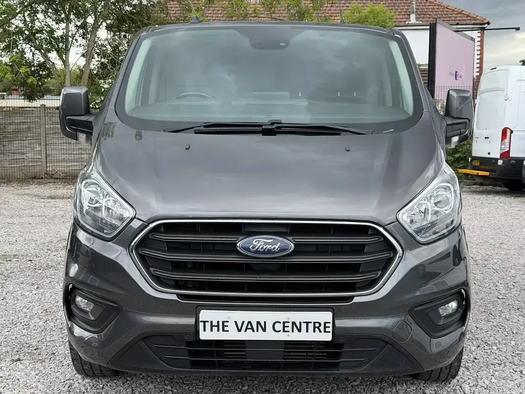 Used Ford Transit Custom Limited 130 HP (95 kW) 2021 Grey Van