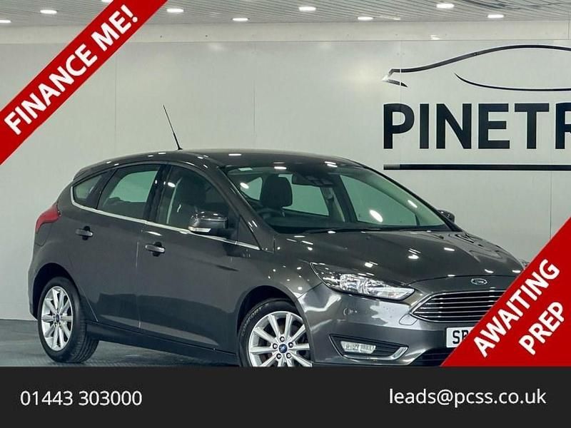 Grey Used 2016 Ford Focus Titanium Hatchback | £5,999 (Good price) - Image 1/3