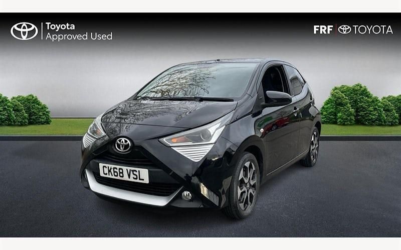 Used Toyota Aygo X-plore 69 HP (50 kW) 2019 Hatchback