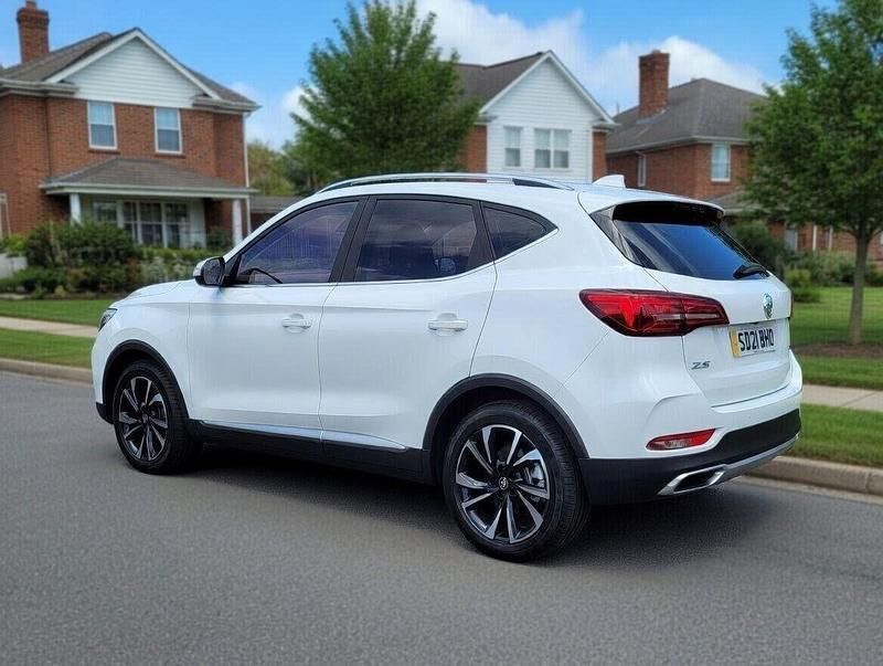 Used MG ZS Exclusive 111 HP (81 kW) 2021 White SUV