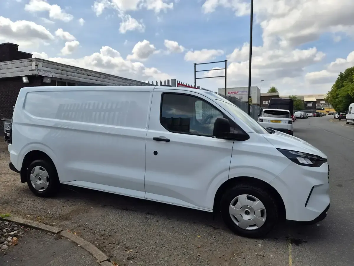 Used Ford Transit Custom Trend 110 HP (80 kW) 2024 White Van