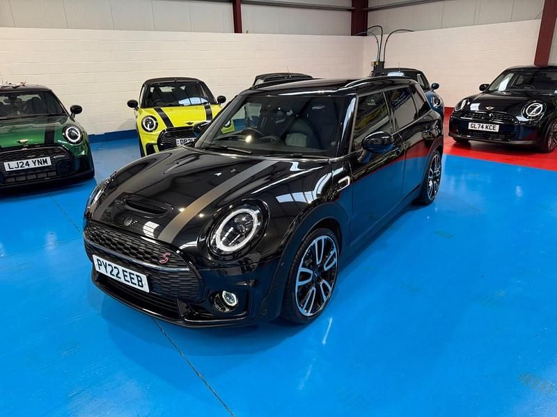 Black Used 2022 Mini Cooper Clubman Premium Plus Estate | £17,750 (Super price) - Image 1/4