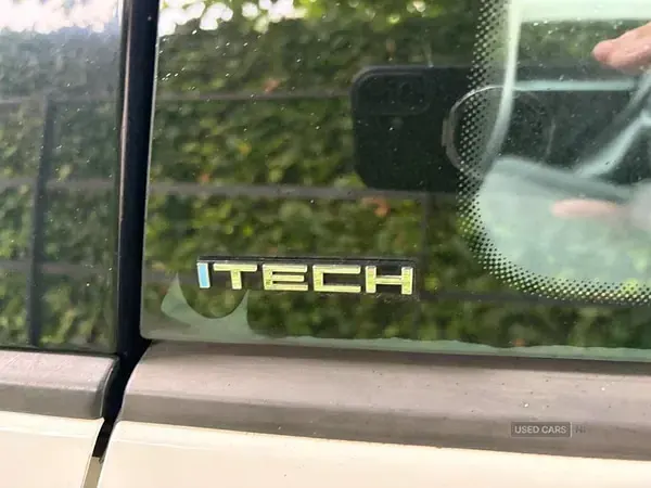 Used Seat Mii I-Tech 60 HP (44 kW) 2015 White Hatchback