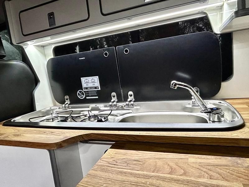 Used Renault Trafic 150 HP (110 kW) 2022 Grey MPV