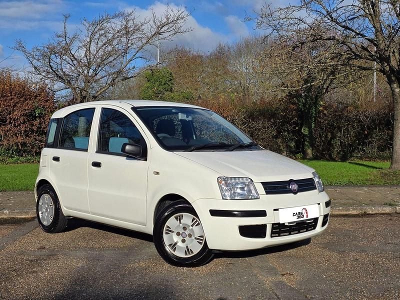 White Used 2009 Fiat Panda Dynamic Hatchback | £1,995 (Fair price) - Image 1/3